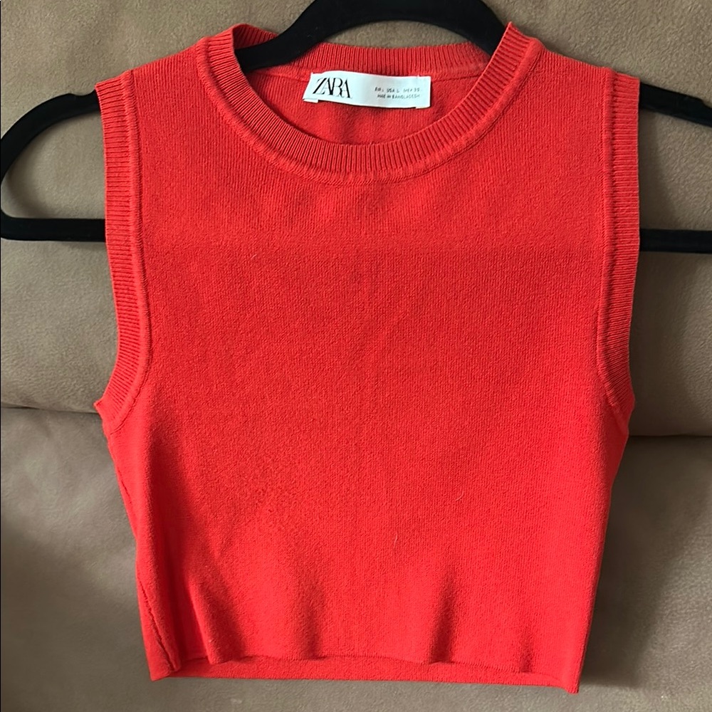 Zara Women's Red Knit Sleeveless Top